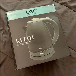 Cook With Color electric kettle